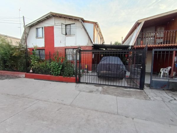 CASA EN VENTA DE DOS PISOS A PASOS METRO PROTECTORA DE LA INFANCIA - Imagen 2